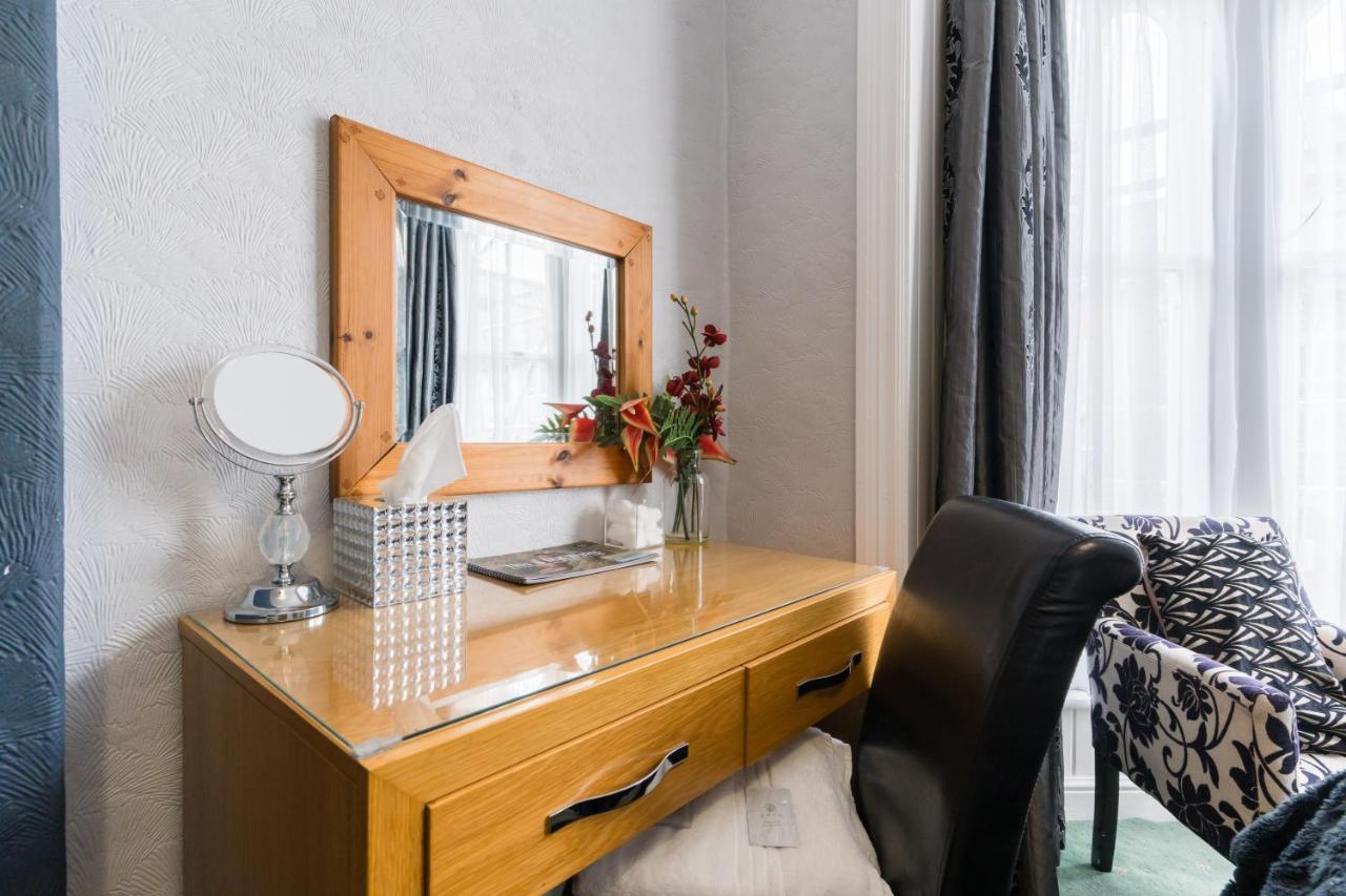 Rooms By Maes Y Mor Town Centre Aberystwyth Ngoại thất bức ảnh