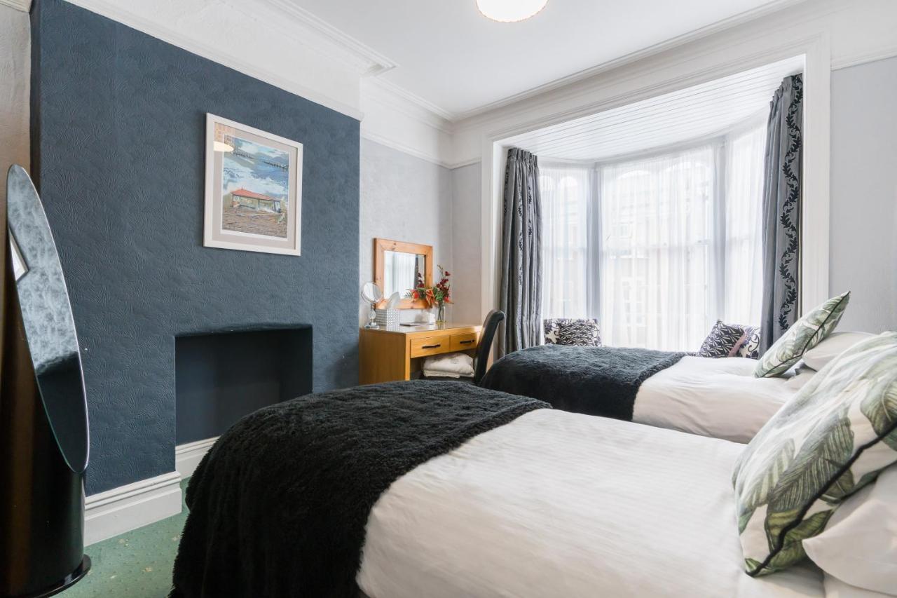 Rooms By Maes Y Mor Town Centre Aberystwyth Ngoại thất bức ảnh