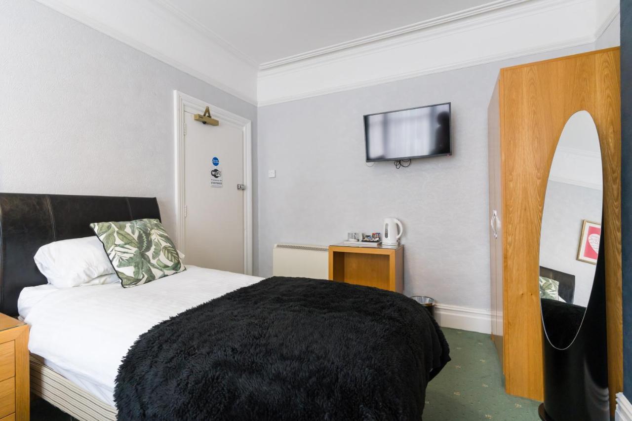 Rooms By Maes Y Mor Town Centre Aberystwyth Ngoại thất bức ảnh