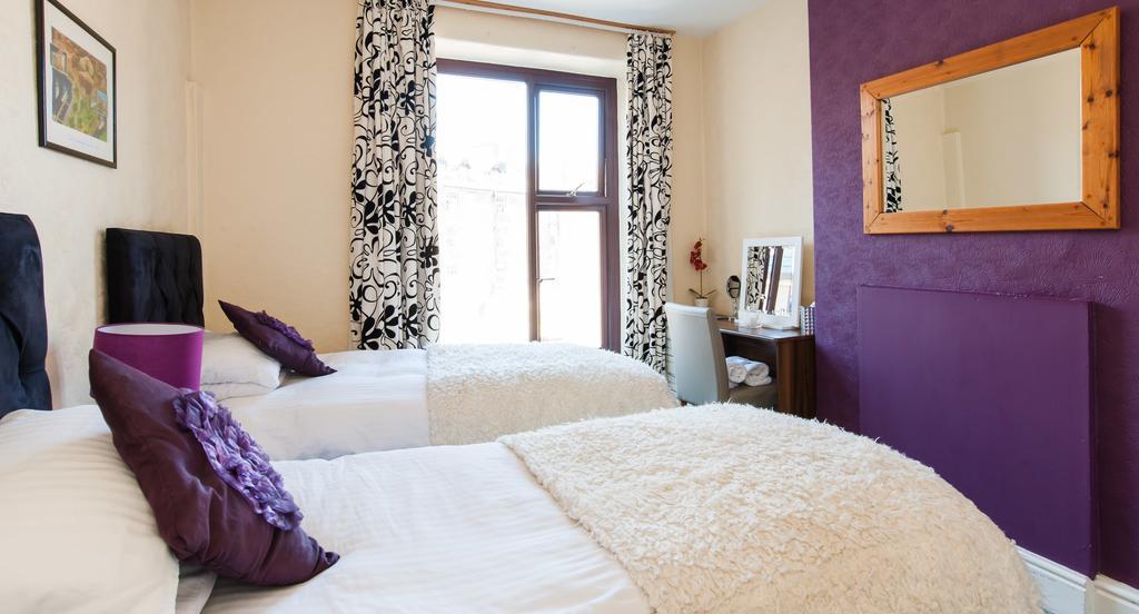 Rooms By Maes Y Mor Town Centre Aberystwyth Ngoại thất bức ảnh